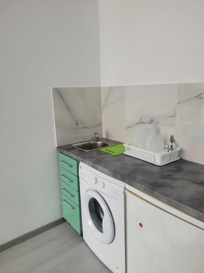 Zenlux Hotell Iasi Exteriör bild